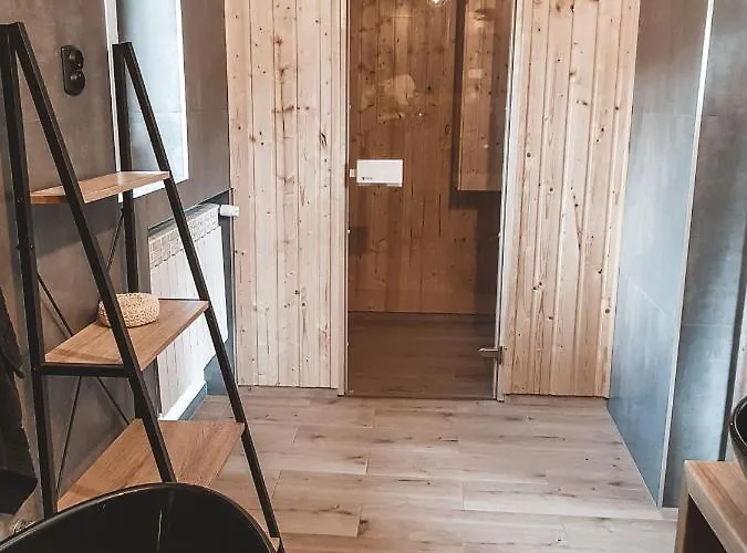 Jaszczurowa Apartament דירה